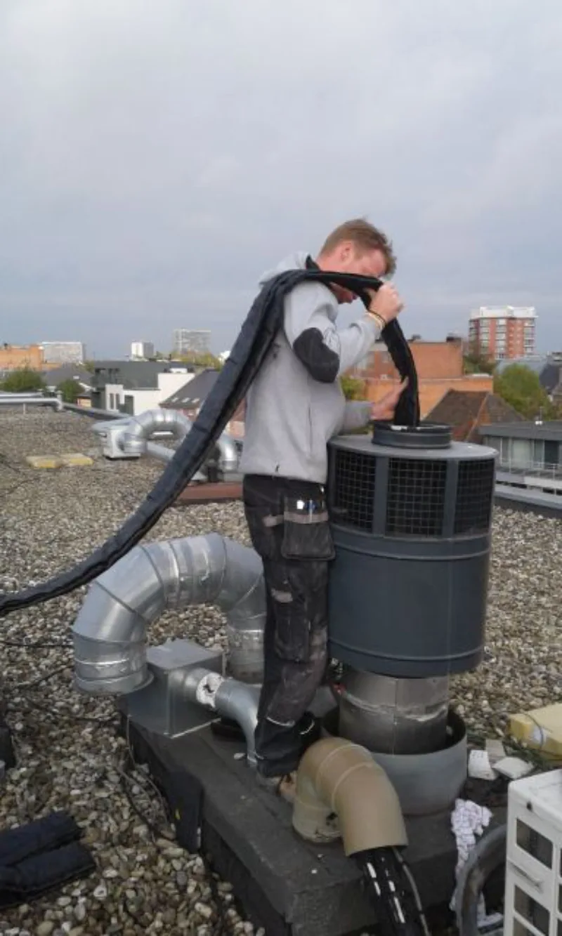 Een nieuwe condenserende ketel in een appartement, wat is er nu precies verplicht?